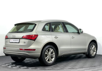 Подержанный автомобиль Audi Q5 2014 года (5 фото)