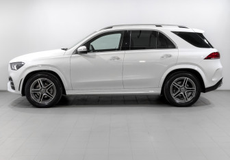 Подержанный автомобиль Mercedes-Benz GLE 2020 года (8 фото)