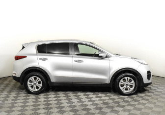 Подержанный автомобиль Kia Sportage 2017 года (4 фото)