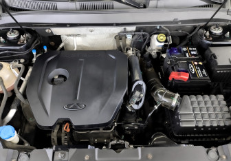 Подержанный автомобиль Chery Tiggo 8 2021 года (9 фото)