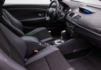 Подержанный автомобиль Renault Megane Hatchback 2010 года (9 фото)