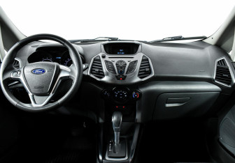 Подержанный автомобиль Ford EcoSport 2016 года (9 фото)