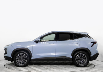 Подержанный автомобиль Jetour X70 2023 года (6 фото)