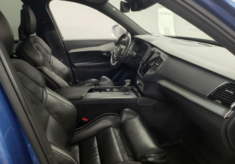 Подержанный автомобиль Volvo XC90 2016 года (12 фото)