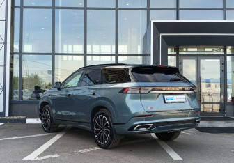 Подержанный автомобиль Jaecoo J8 2024 года (7 фото)