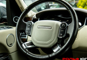 Подержанный автомобиль Land Rover Range Rover 2014 года (11 фото)