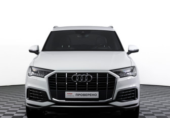 Подержанный автомобиль Audi Q7 2020 года (2 фото)