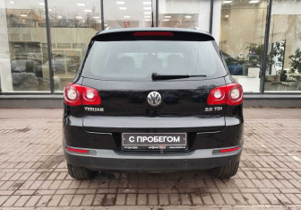 Подержанный автомобиль Volkswagen Tiguan 2010 года (7 фото)