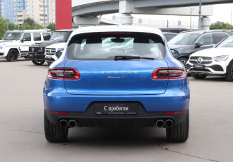 Подержанный автомобиль Porsche Macan 2015 года (6 фото)