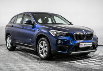 Подержанный автомобиль BMW X1 2017 года (3 фото)