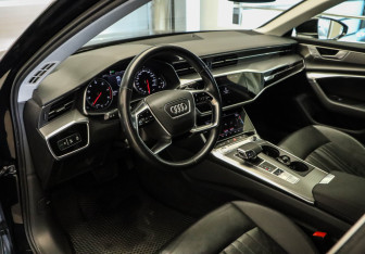 Подержанный автомобиль Audi A6 Sedan 2019 года (7 фото)