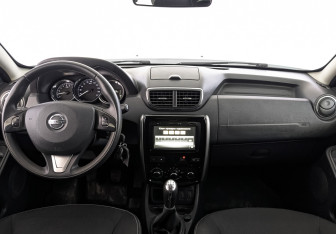 Подержанный автомобиль Nissan Terrano 2020 года (14 фото)