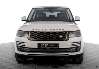 Подержанный автомобиль Land Rover Range Rover 2018 года (2 фото)