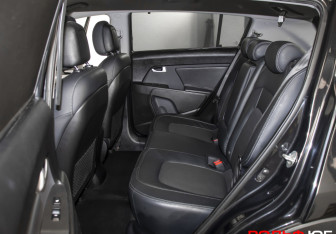 Подержанный автомобиль Kia Sportage 2015 года (10 фото)