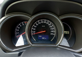 Подержанный автомобиль Nissan Murano Suv 2013 года (26 фото)