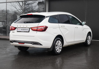 Подержанный автомобиль LADA (ВАЗ) Vesta Wagon 2024 года (4 фото)