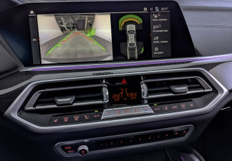 Подержанный автомобиль BMW X6 2021 года (26 фото)