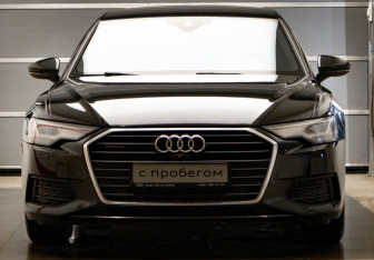Подержанный автомобиль Audi A6 Sedan 2019 года (2 фото)