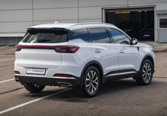 Подержанный автомобиль Chery Tiggo 7 Pro Max 2023 года (5 фото)