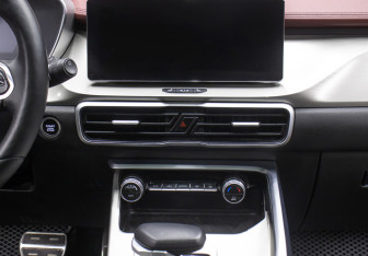 Подержанный автомобиль Belgee X50 2024 года (13 фото)