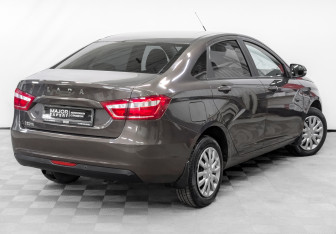 Подержанный автомобиль LADA (ВАЗ) Vesta Sedan 2022 года (6 фото)