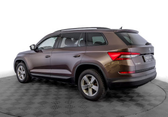 Подержанный автомобиль Skoda Kodiaq 2019 года (7 фото)