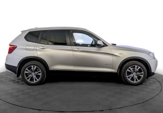 Подержанный автомобиль BMW X3 2013 года (4 фото)