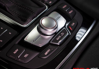 Подержанный автомобиль Audi A6 Sedan 2017 года (18 фото)