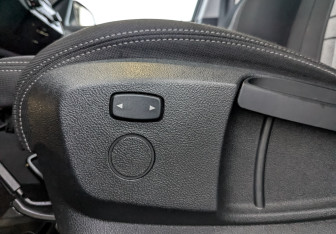 Подержанный автомобиль BMW X1 2018 года (27 фото)