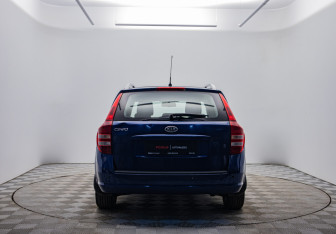 Подержанный автомобиль Kia Ceed Wagon 2009 года (6 фото)