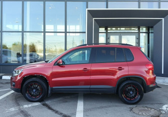 Подержанный автомобиль Volkswagen Tiguan 2013 года (8 фото)