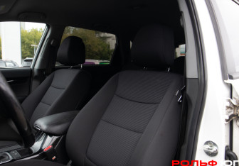 Подержанный автомобиль Kia Sorento 2018 года (15 фото)
