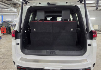 Новый Toyota Land Cruiser Suv 2024 (5 фото)