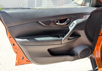 Подержанный автомобиль Nissan X-Trail 2021 года (19 фото)