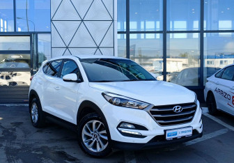Подержанный автомобиль Hyundai Tucson 2017 года (3 фото)