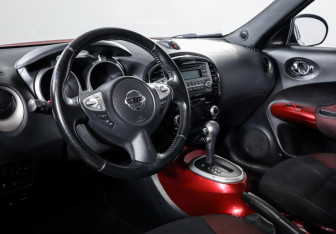 Подержанный автомобиль Nissan Juke 2014 года (14 фото)