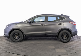 Подержанный автомобиль Nissan Qashqai 2018 года (8 фото)