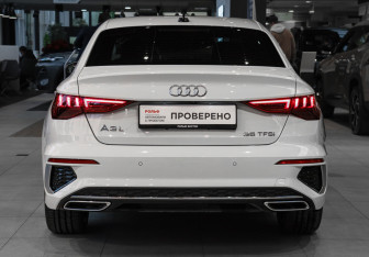 Подержанный автомобиль Audi A3 Sedan 2024 года (5 фото)