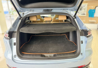 Подержанный автомобиль Changan UNI-K 2023 года (8 фото)