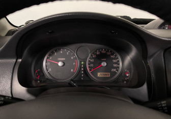 Подержанный автомобиль Suzuki Liana Sedan 2006 года (11 фото)