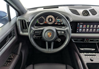 Подержанный автомобиль Porsche Cayenne 2024 года (22 фото)