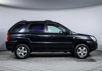 Подержанный автомобиль Kia Sportage 2009 года (4 фото)
