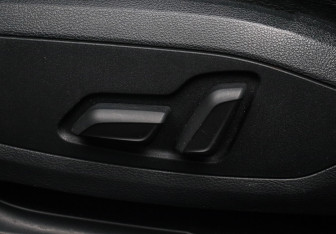Подержанный автомобиль Audi A4 Sedan 2019 года (14 фото)
