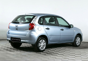 Подержанный автомобиль Datsun mi-DO 2015 года (3 фото)
