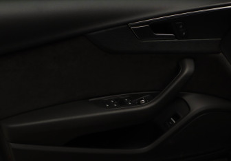Подержанный автомобиль Audi A4 Sedan 2016 года (21 фото)