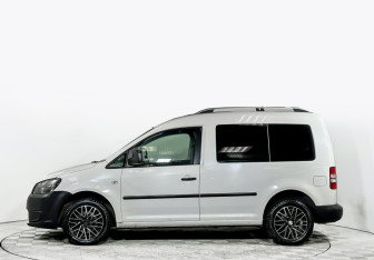 Подержанный автомобиль Volkswagen Caddy Compactvan 2012 года (8 фото)