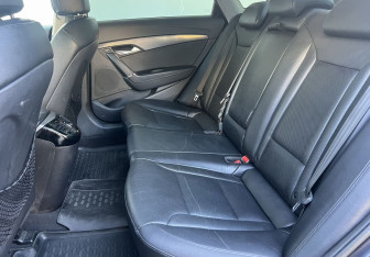 Подержанный автомобиль Hyundai i40 Sedan 2012 года (12 фото)