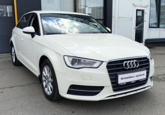 Подержанный автомобиль Audi A3 Hatchback 2013 года (3 фото)