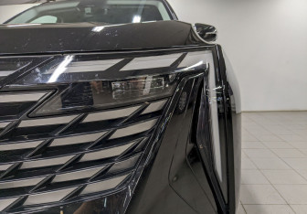 Подержанный автомобиль Geely Atlas 2024 года (17 фото)