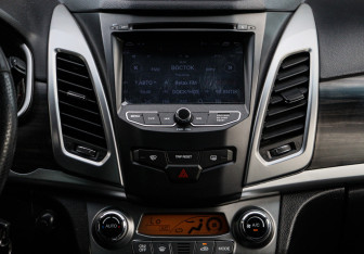 Подержанный автомобиль SsangYong Actyon 2014 года (10 фото)